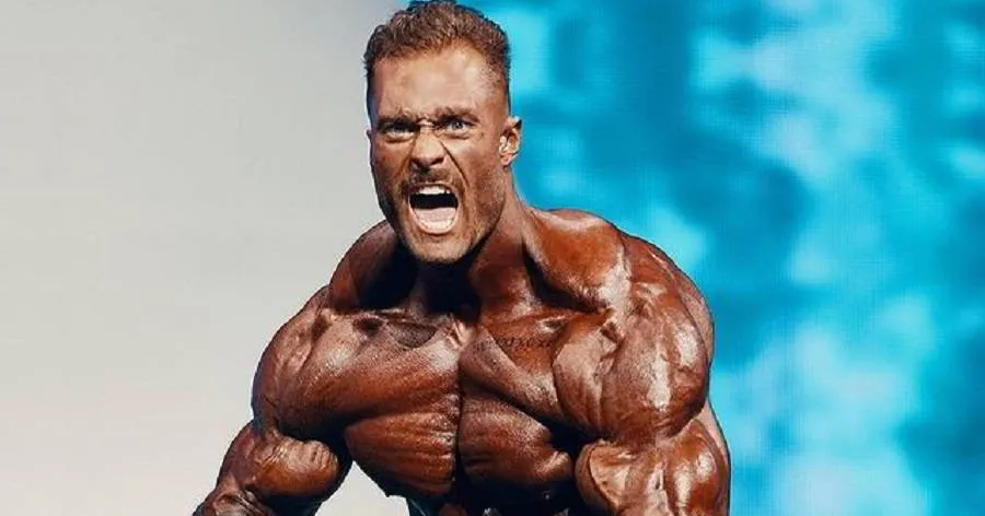 Chris Bumstead - Bio, Facts, Age, Family Life