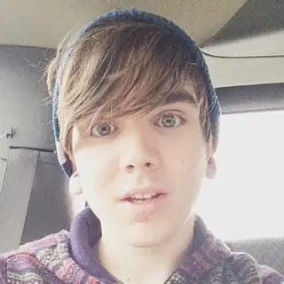 Damon Fizzy